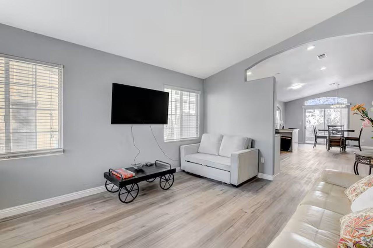 8098 Sundown Vista Ave - Photo 4 of 18