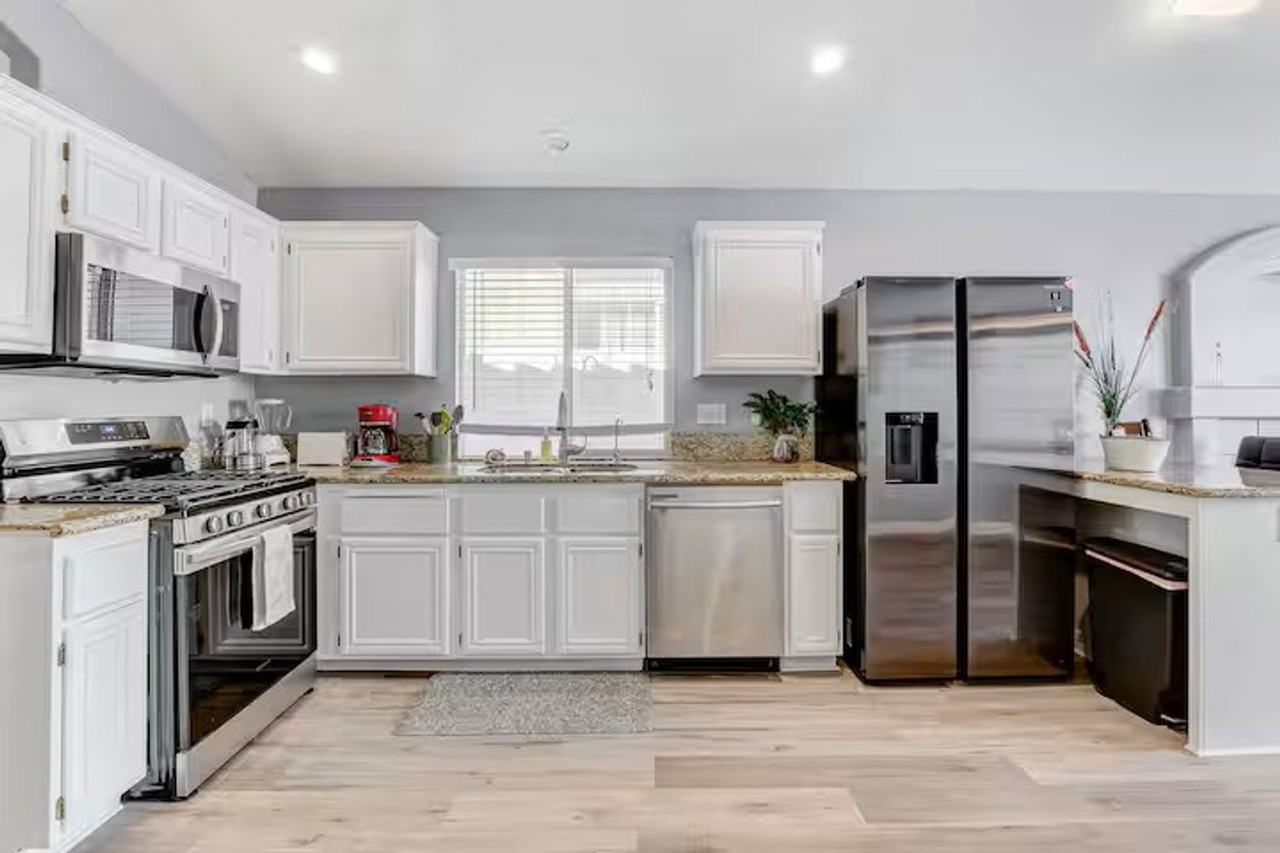 8098 Sundown Vista Ave - Photo 7 of 18