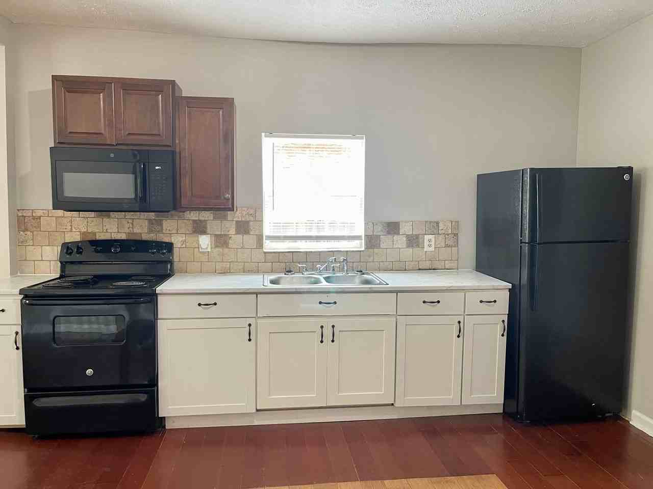 111 Marne Ave - Photo 2 of 28