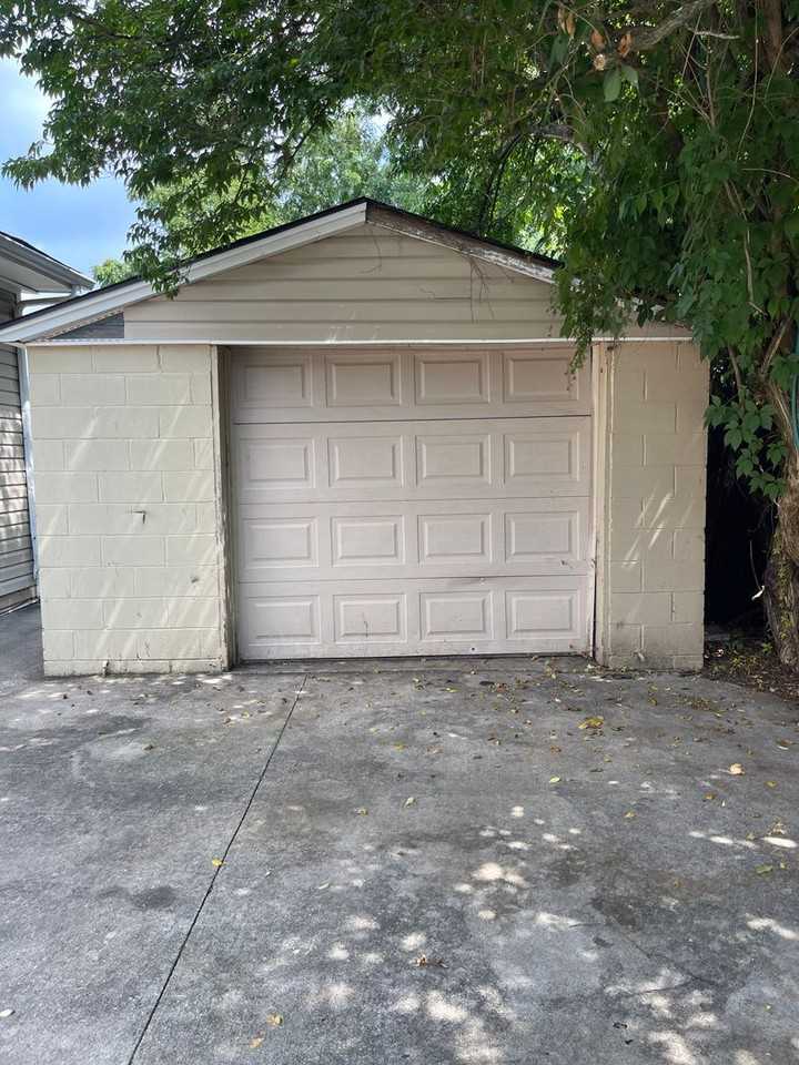 111 Marne Ave - Photo 4 of 28