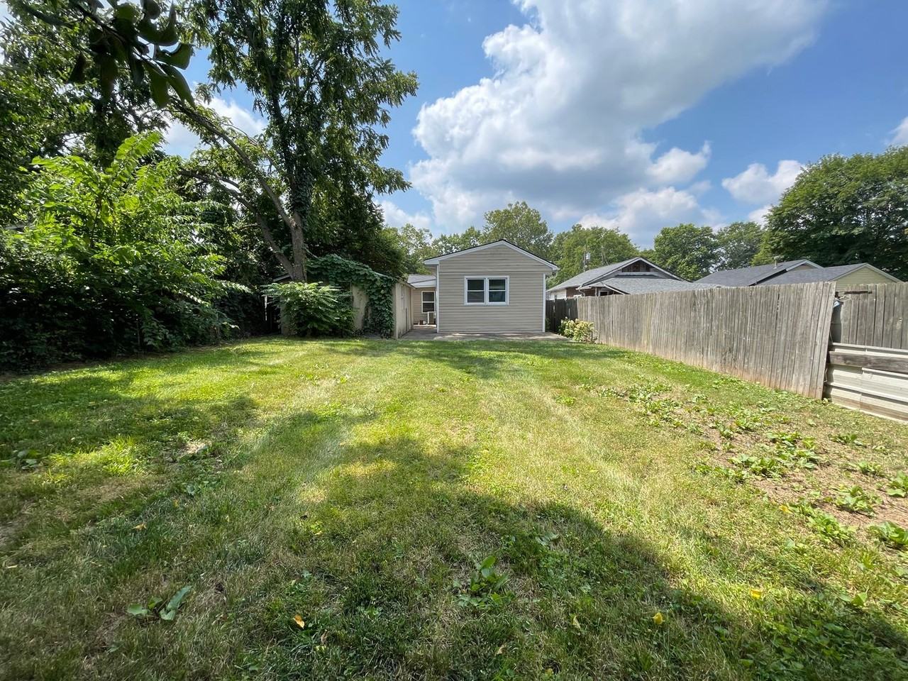 111 Marne Ave - Photo 7 of 28