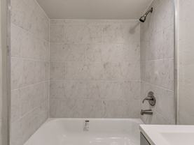 1617 1/2 Sw 32nd St - Photo 1 of 1