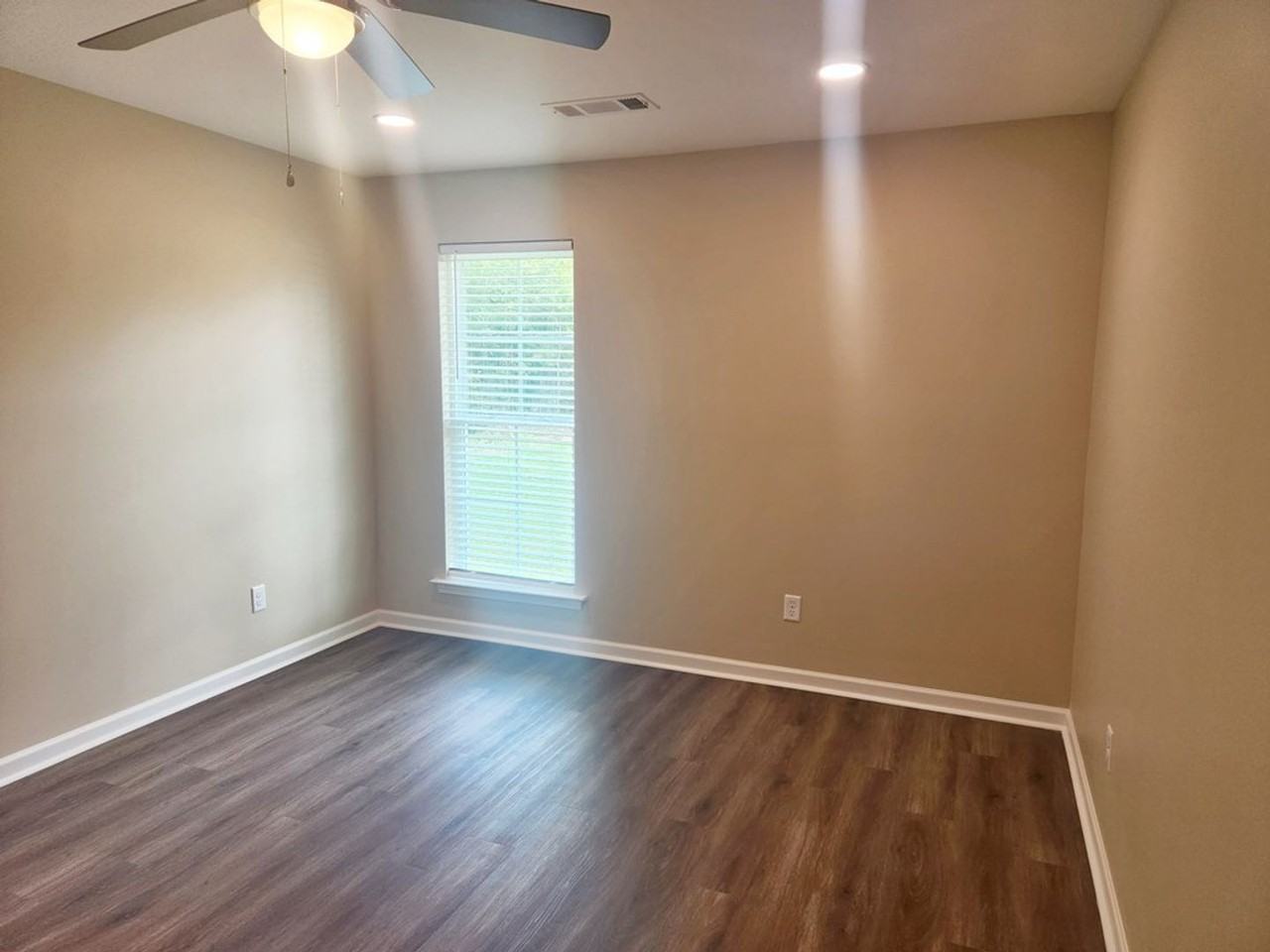 3530 Moss Island Court - Photo 7 of 13