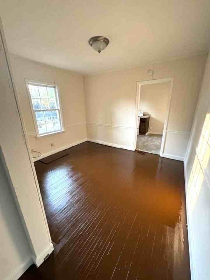 77 Lafayette Dr - Photo 7 of 8