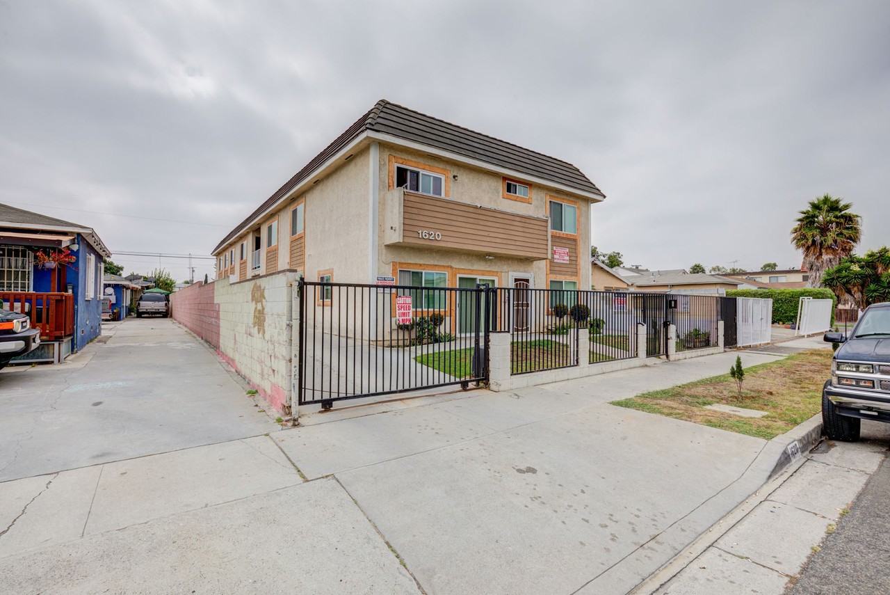 209th Street Residences - Photo 7 of 10