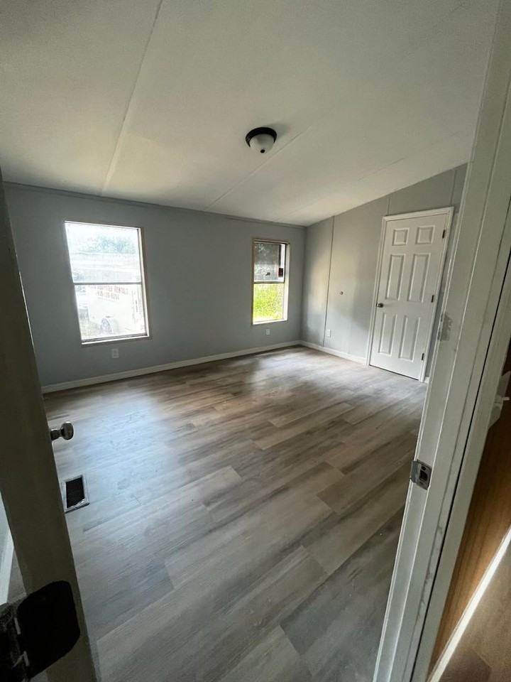 8318 County Road 643 - Photo 5 of 8