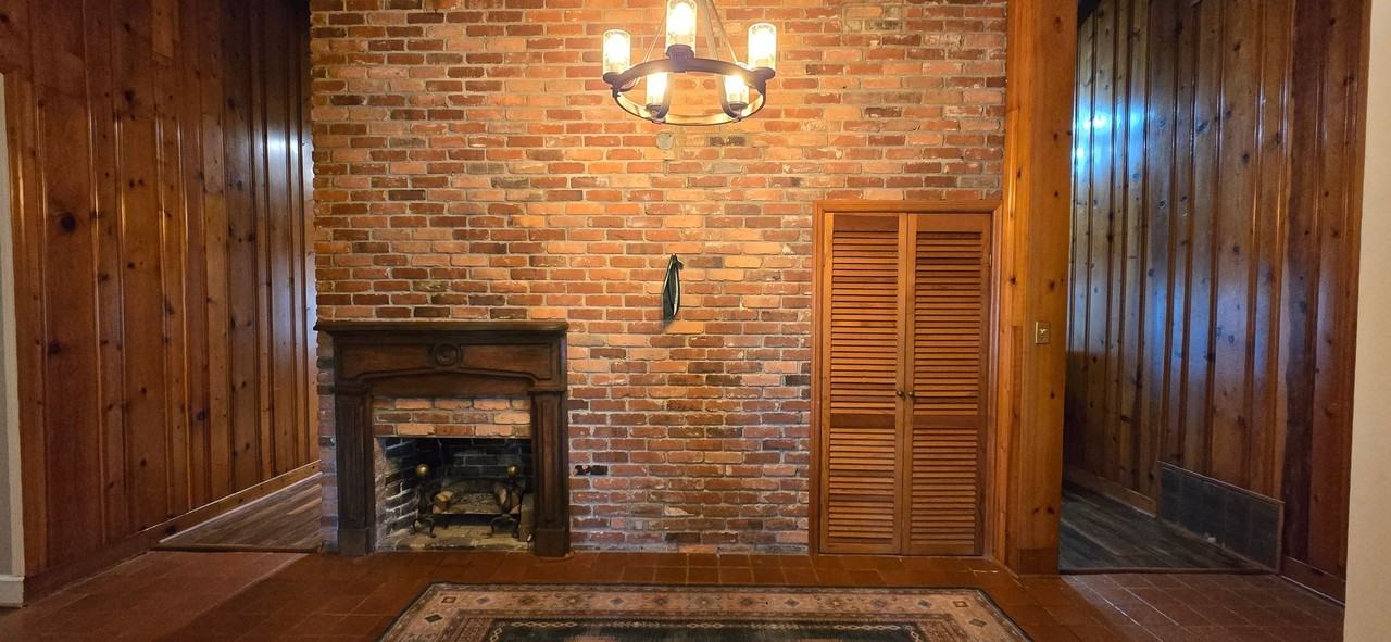 289 Ashbrook Drive - Photo 5 of 45