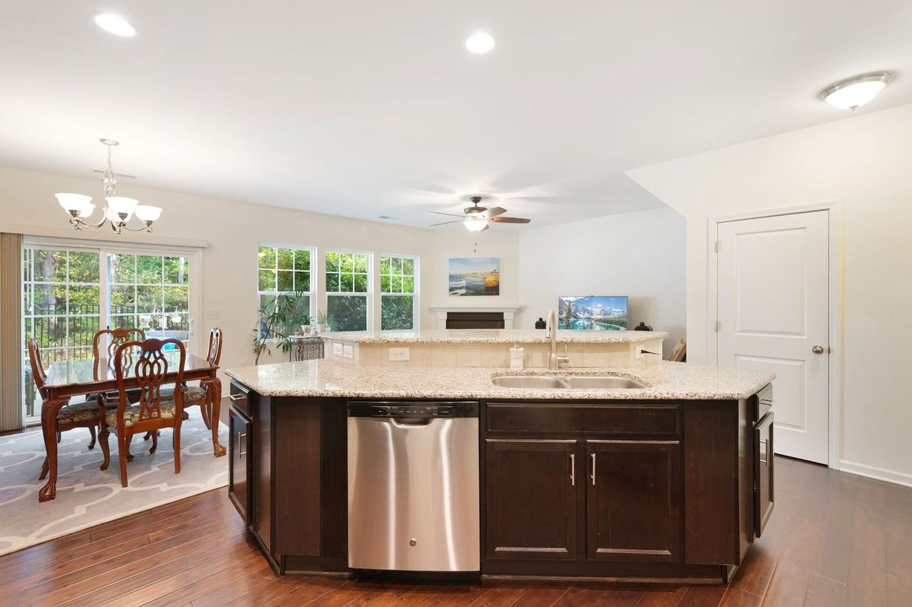 2231 Tanners Mill Dr - Photo 5 of 19