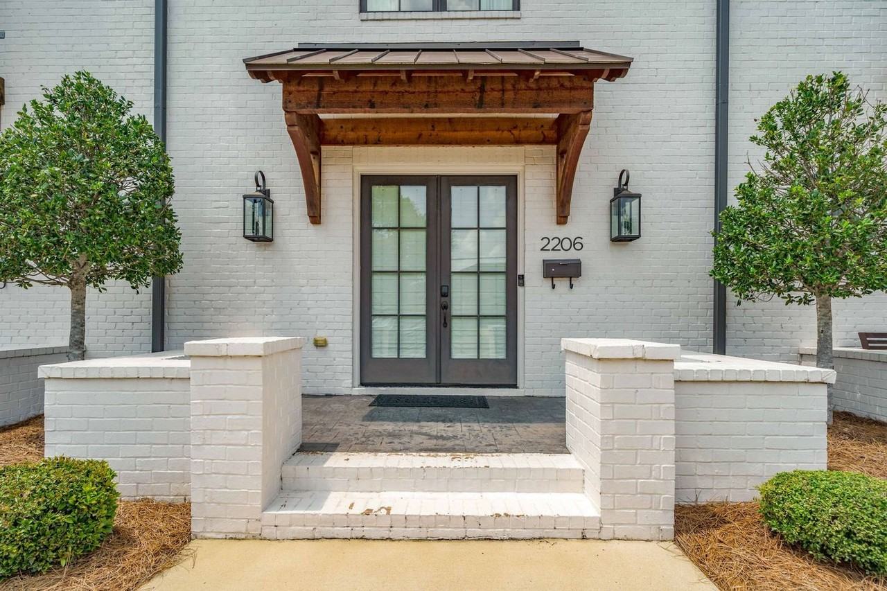 2206 Maxie Thomas Way - Photo 3 of 37