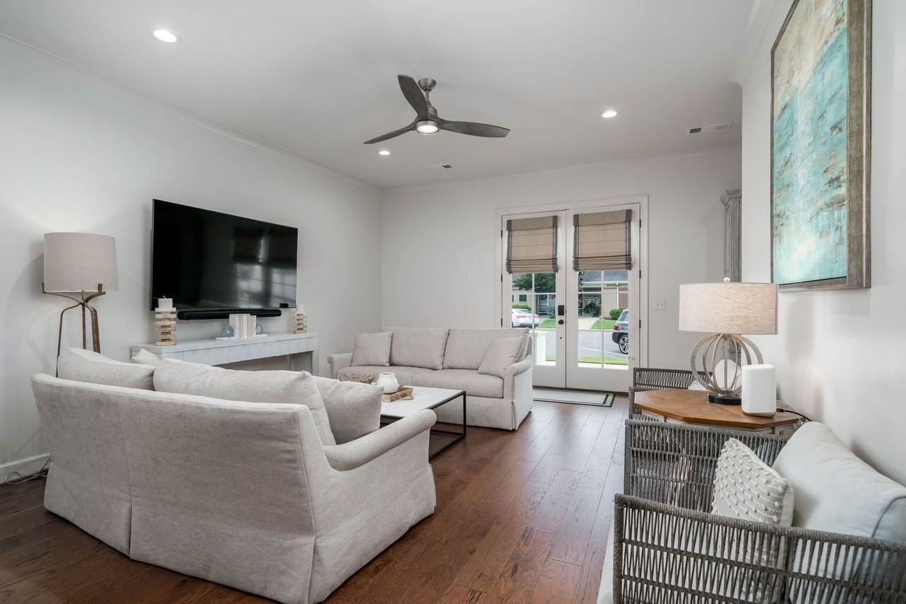 2206 Maxie Thomas Way - Photo 7 of 37