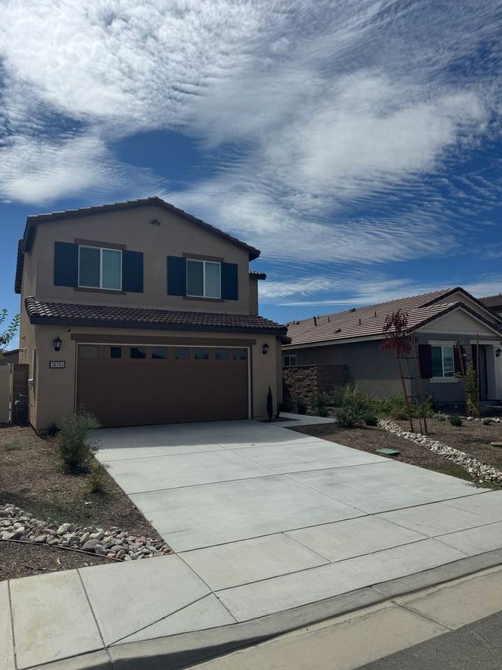 30763 Operetta St - Photo 2 of 18