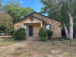 featured image of 409 Miller St