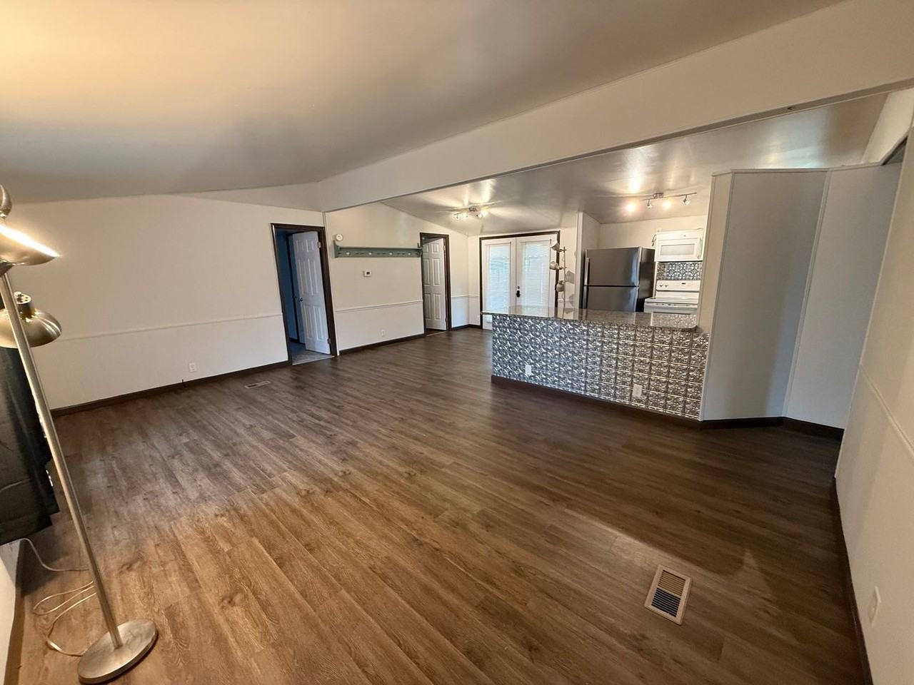 1535 Liguori Dr - Photo 2 of 19