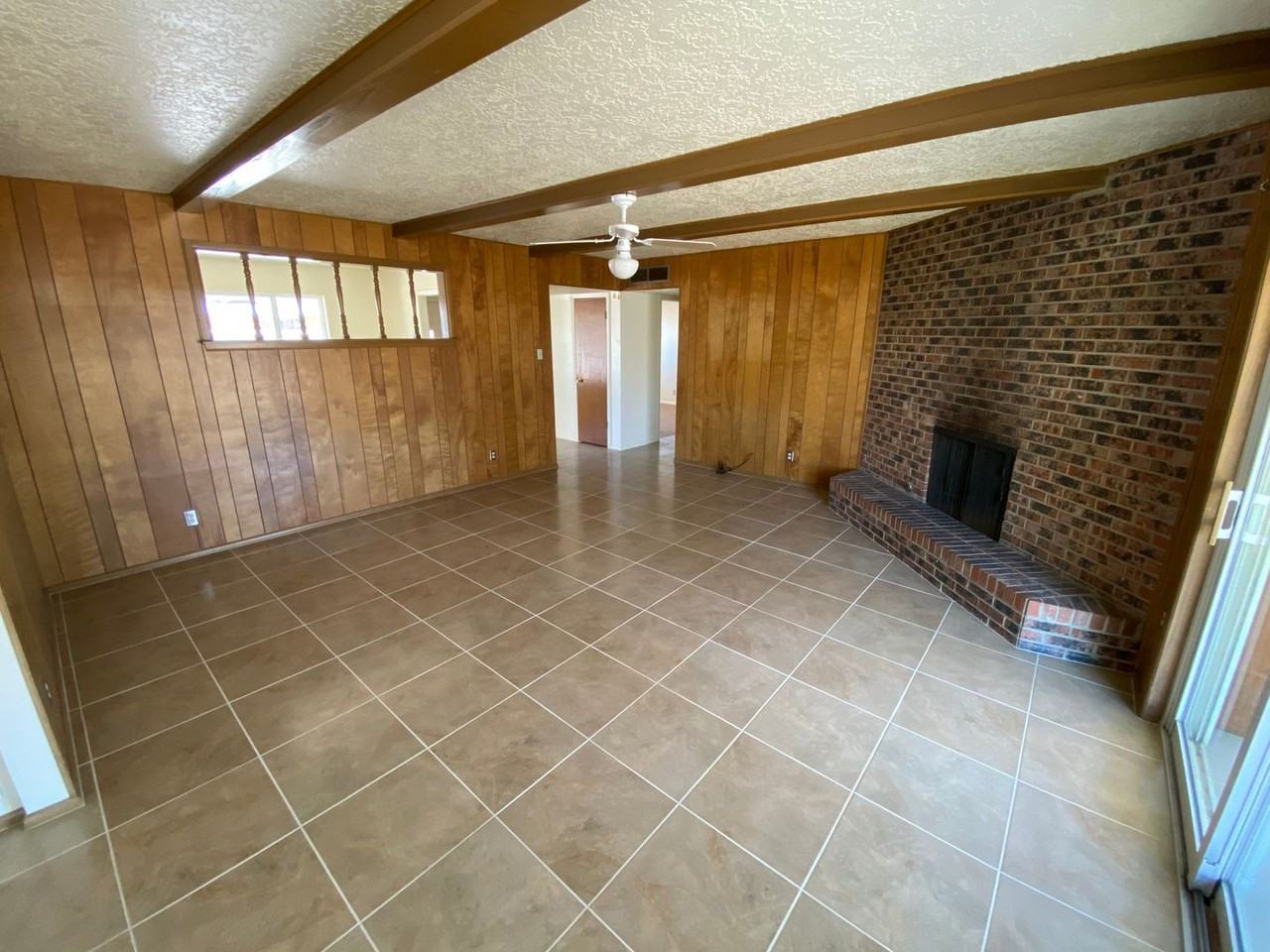 5304 Cornell Ave - Photo 6 of 30