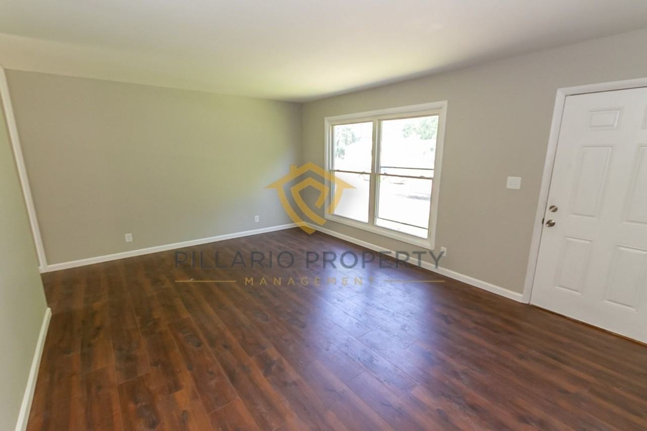 2832 Manlove Avenue - Photo 3 of 28