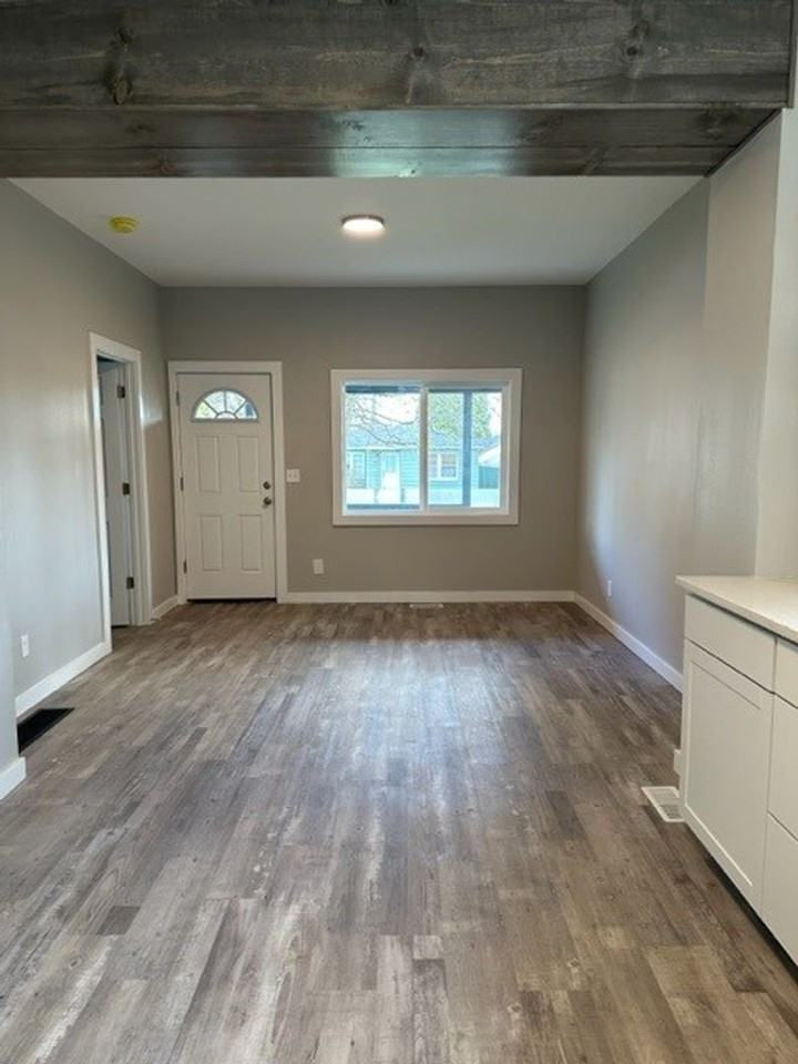 191-Hazel Ave - Photo 6 of 16