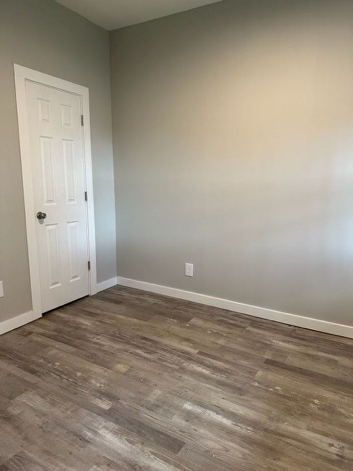 191-Hazel Ave - Photo 7 of 16