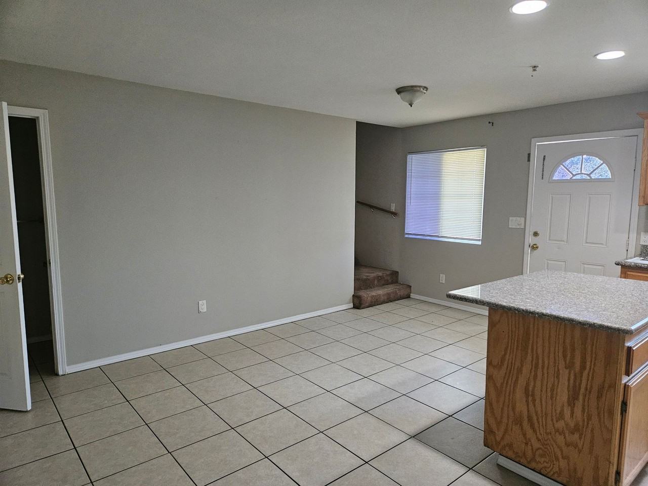 C St #C - Photo 3 of 10