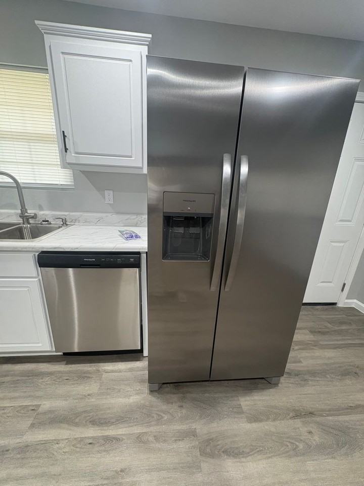 418 Hunington Cir - Photo 2 of 17