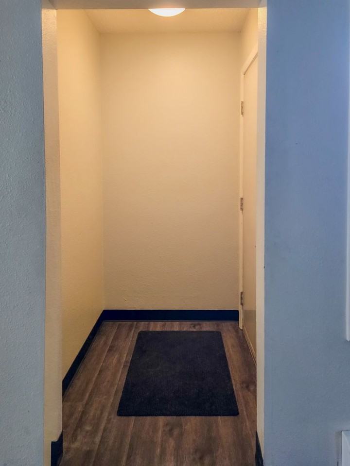 95 Farewell Ave - Photo 7 of 20