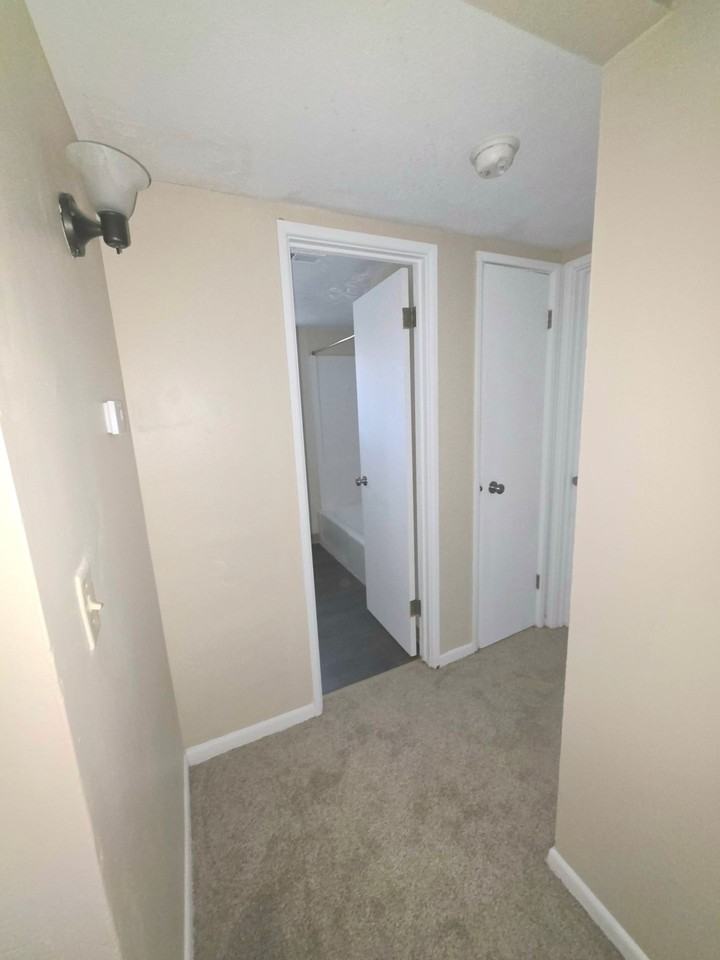 Southroads Apartments - Photo 4 of 19