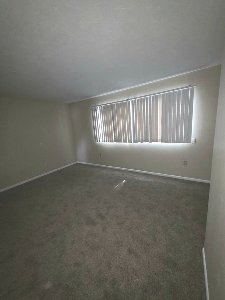 Southroads Apartments - Photo 5 of 12
