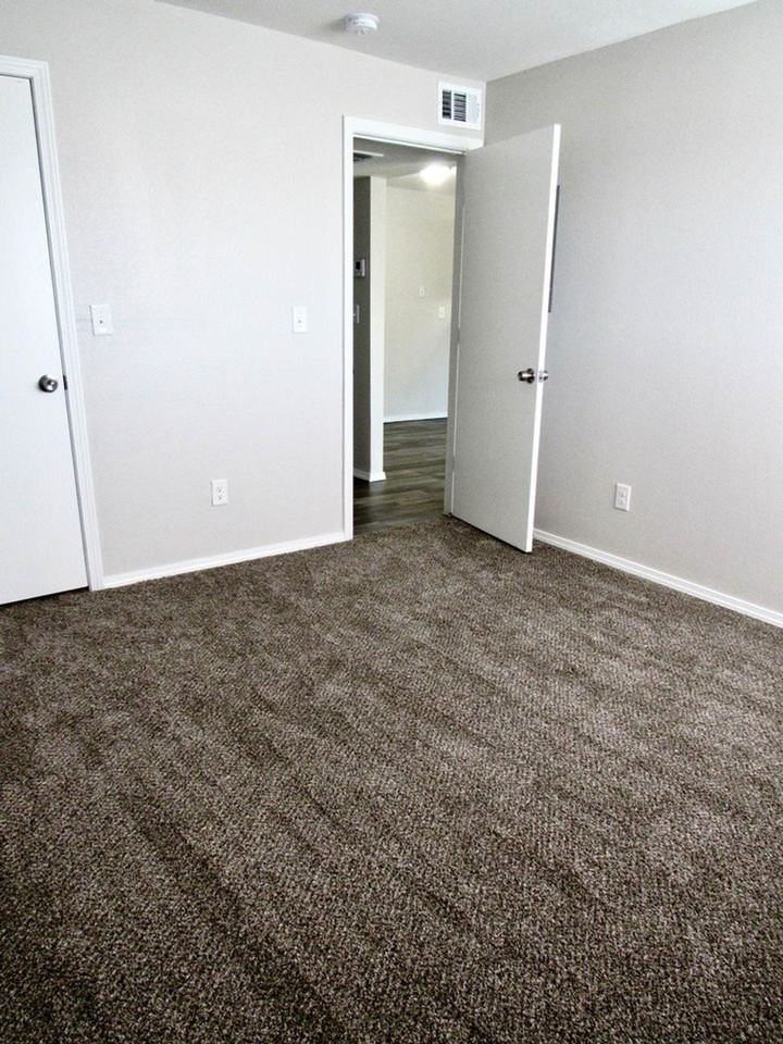 We have units available and we accept housing vouchers on select units! - Photo 5 of 50