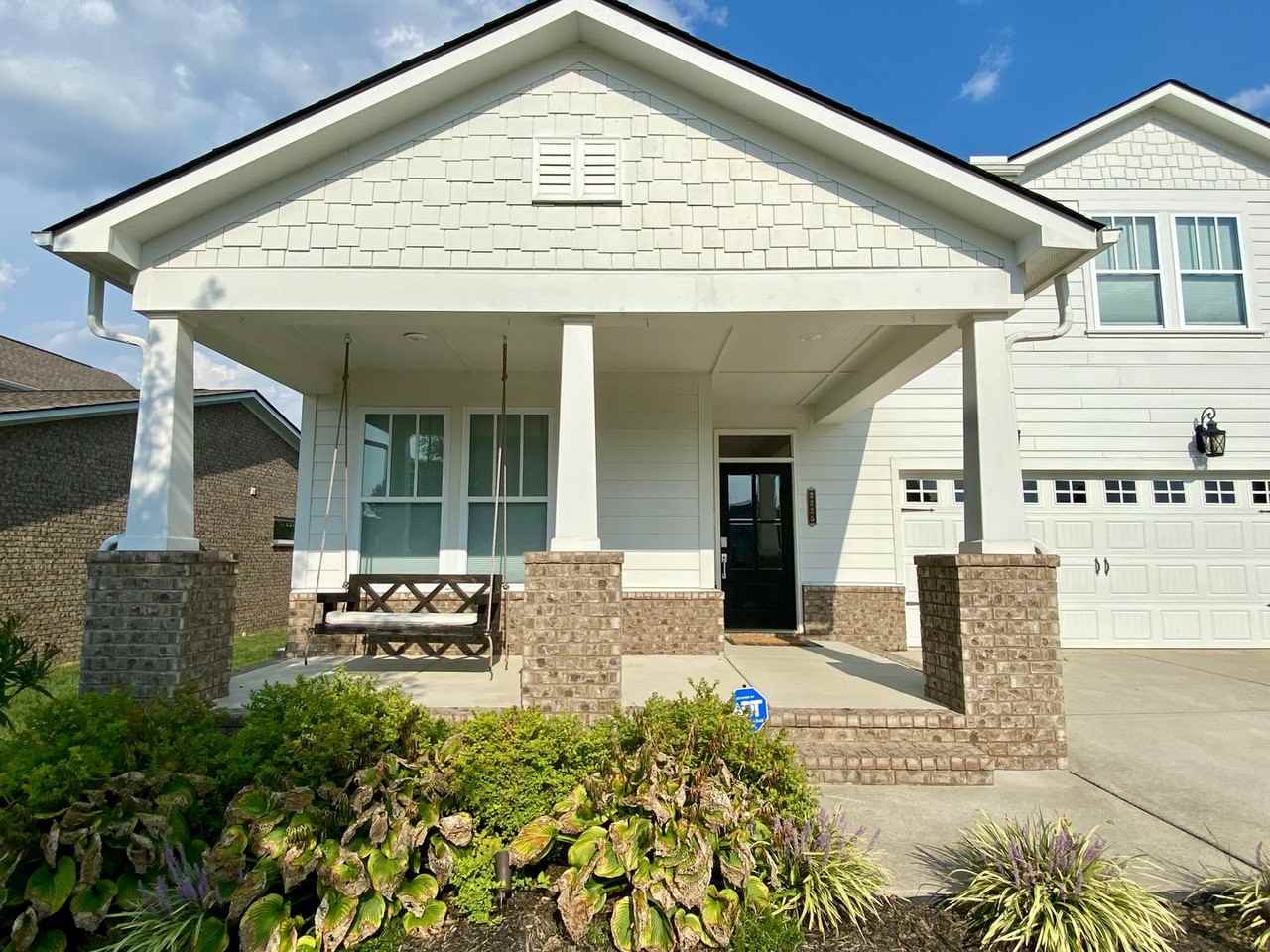 2225 Maytown Cir - Photo 2 of 44