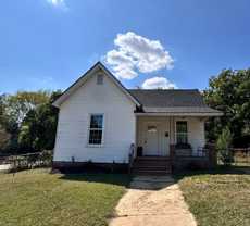 303 Long St - Photo 1 of 1