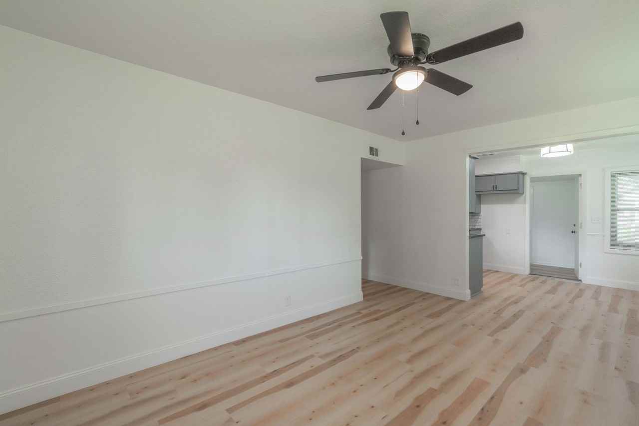 508 S Morrison Ave - Photo 2 of 19