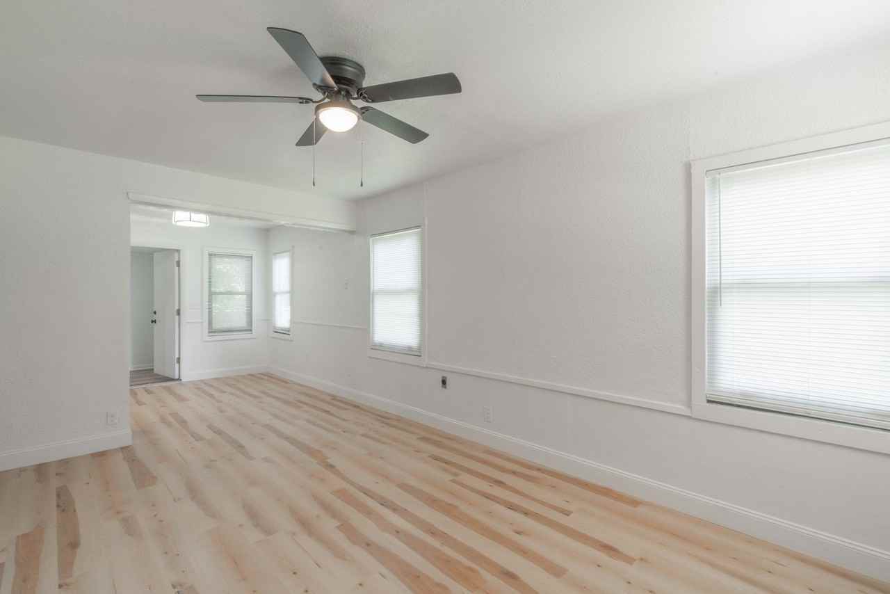 508 S Morrison Ave - Photo 3 of 19