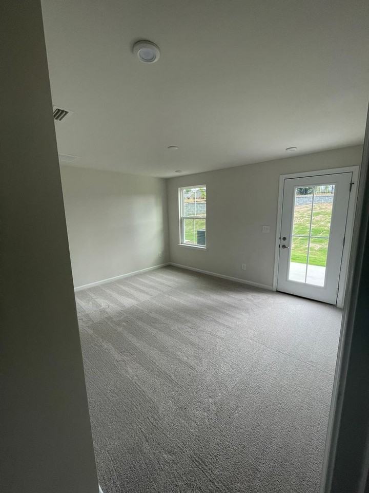 640 Crudent Rd - Photo 2 of 24