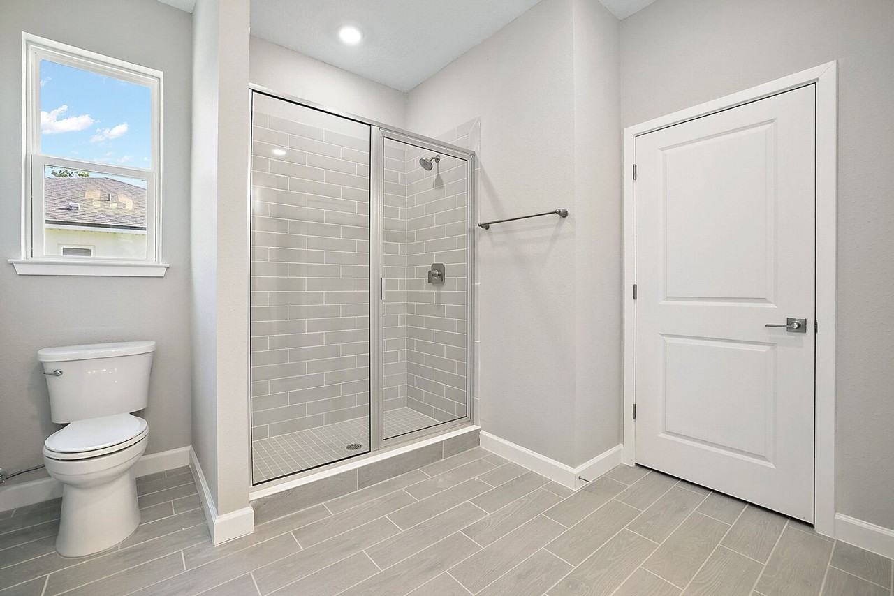 3672 Northwest 42nd Street - Photo 7 of 12