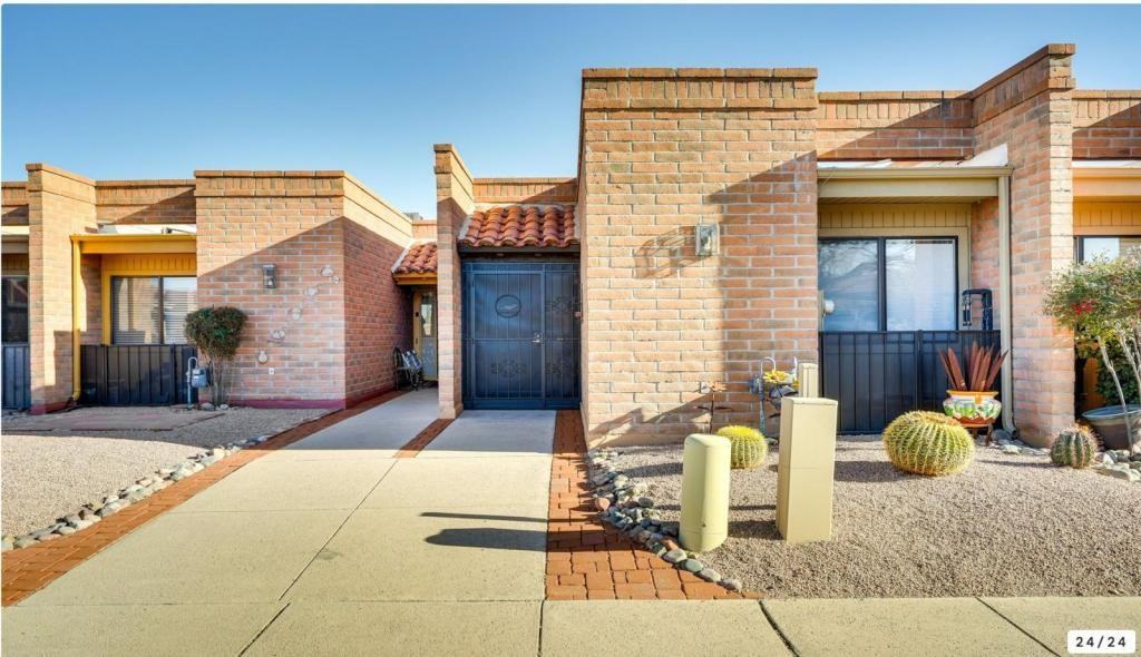 2485 S Calle Del Dante - Photo 2 of 9