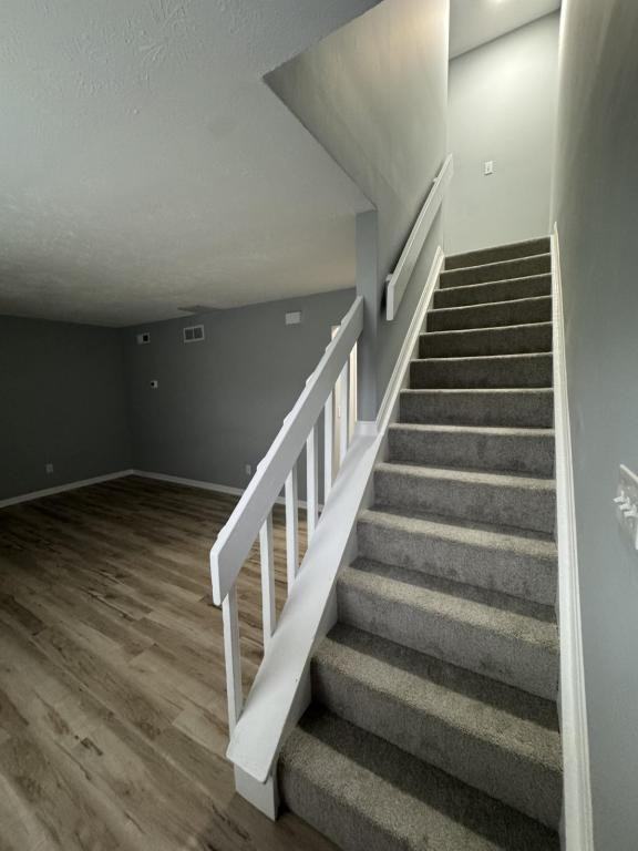 46 Apple Ln - Photo 7 of 16