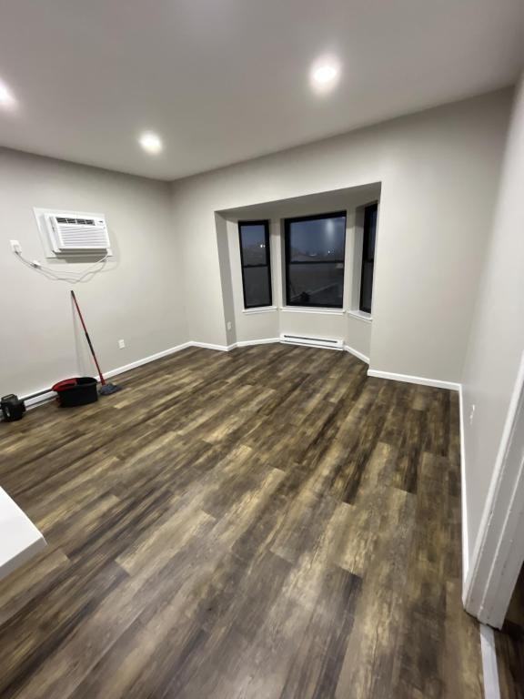 202 N 6th St - Photo 2 of 12