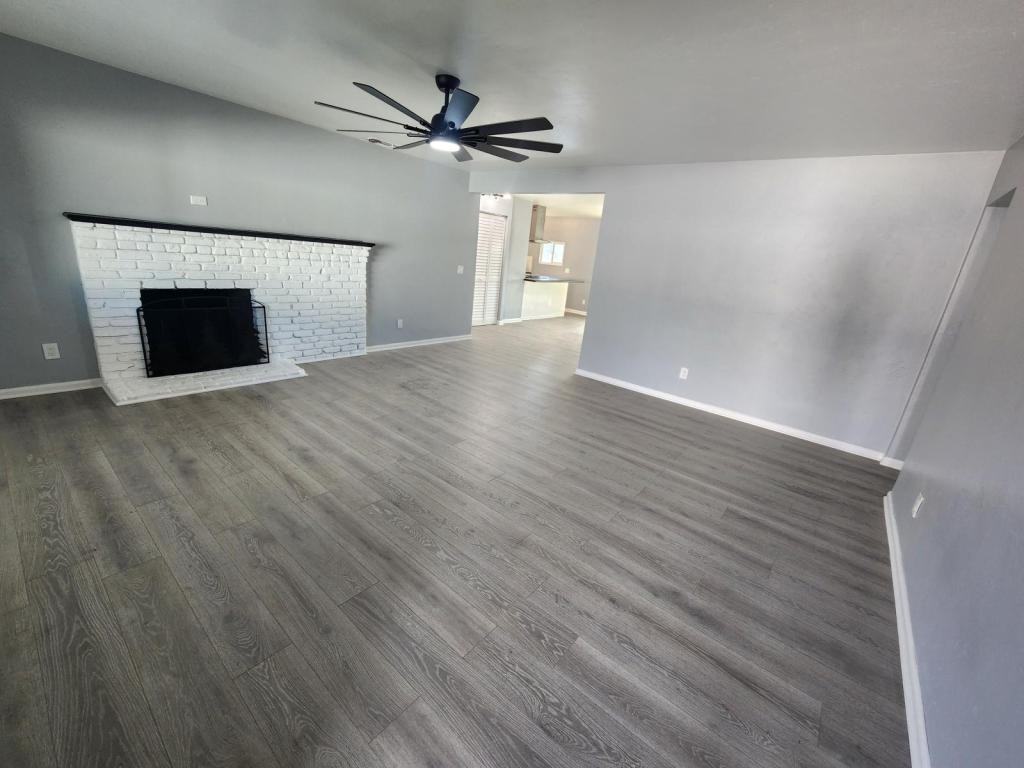 2836 Washington St - Photo 6 of 18