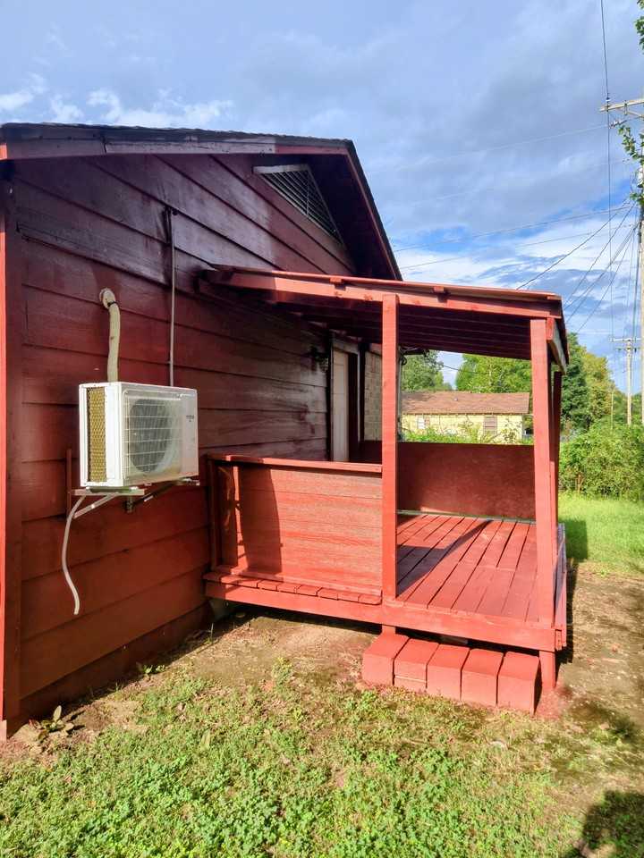 17250 Shelley Carlile Dr - Photo 2 of 12