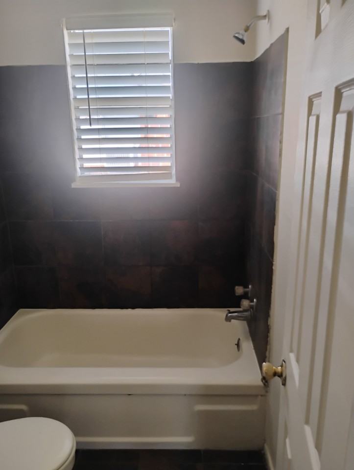 1939 Castalia St - Photo 5 of 25