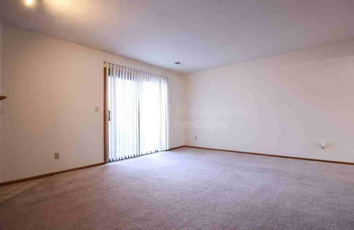 1264 Golden Gate Dr #123 - Photo 2 of 10