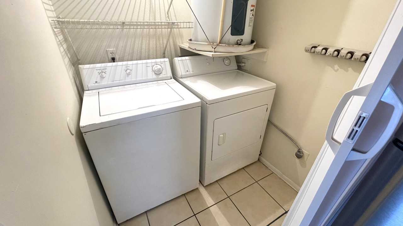 1972 Lake Atriums Cir #181 - Photo 6 of 19