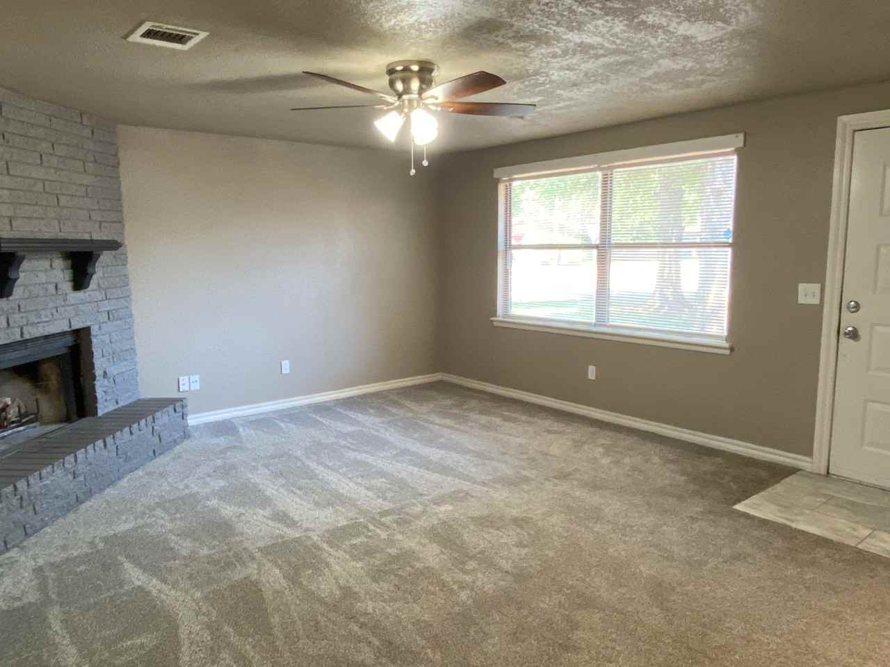 11375 Walters Avenue - Photo 2 of 22