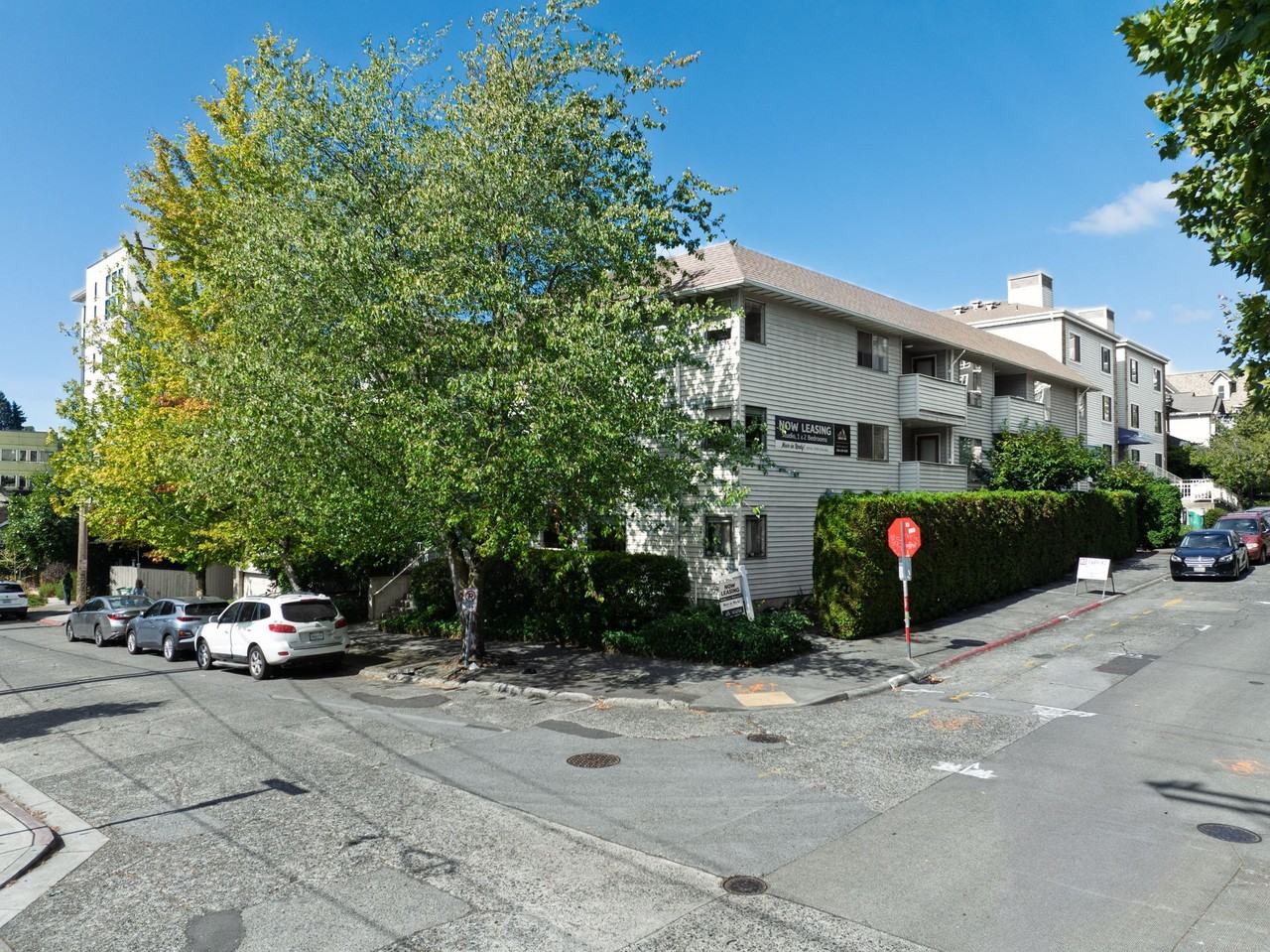 Kelly Anne Apartments - Photo 6 of 39