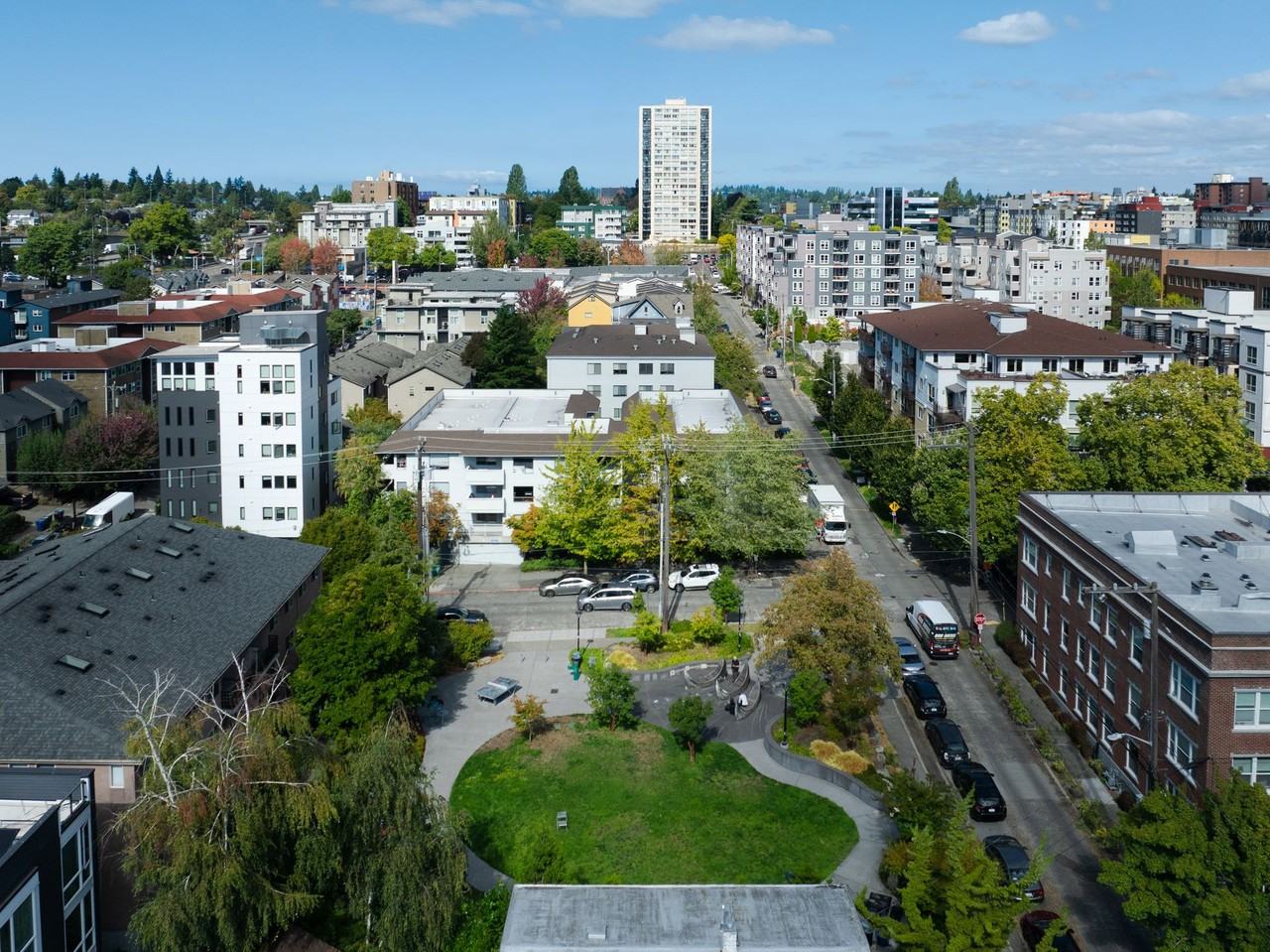 Kelly Anne Apartments - Photo 2 of 39