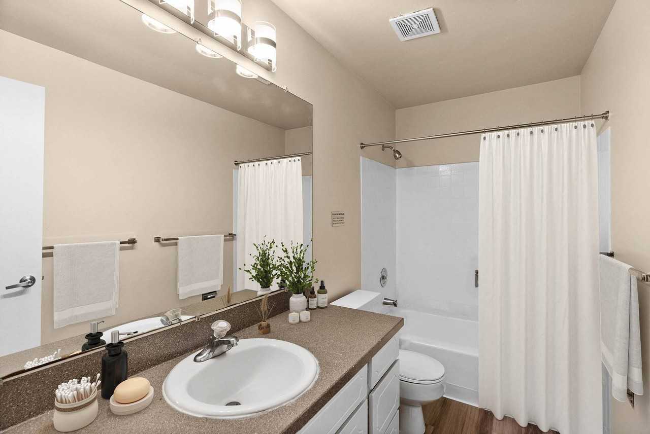 Bergen Apartments - Photo 5 of 30