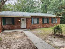 2711 Oak Leaf Dr - Photo 1 of 1