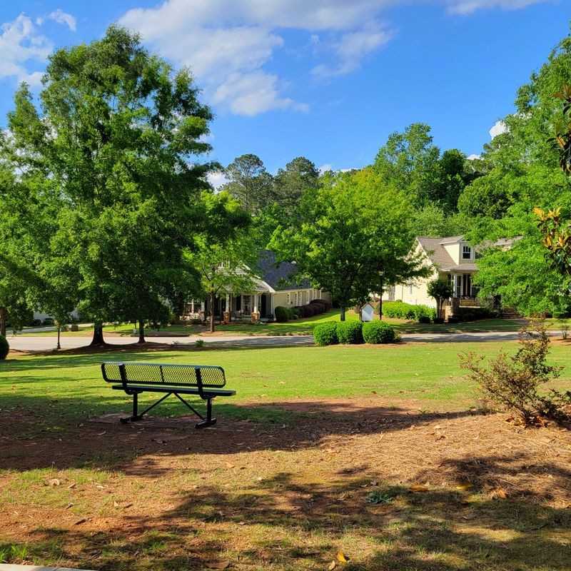 1111 Surrey Ln - Photo 2 of 3