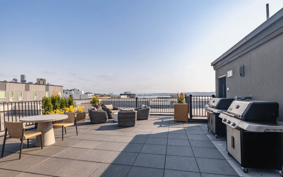 Counterbalance Apartments - Photo 7 of 30