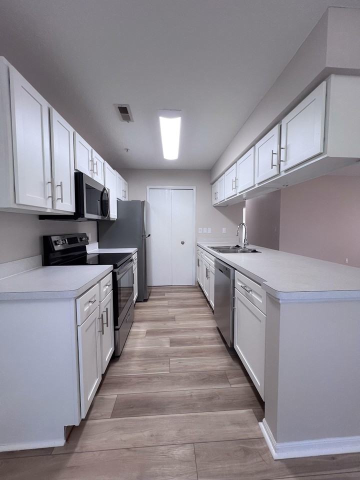 Highlands of Heritage Woods - Photo 7 of 43