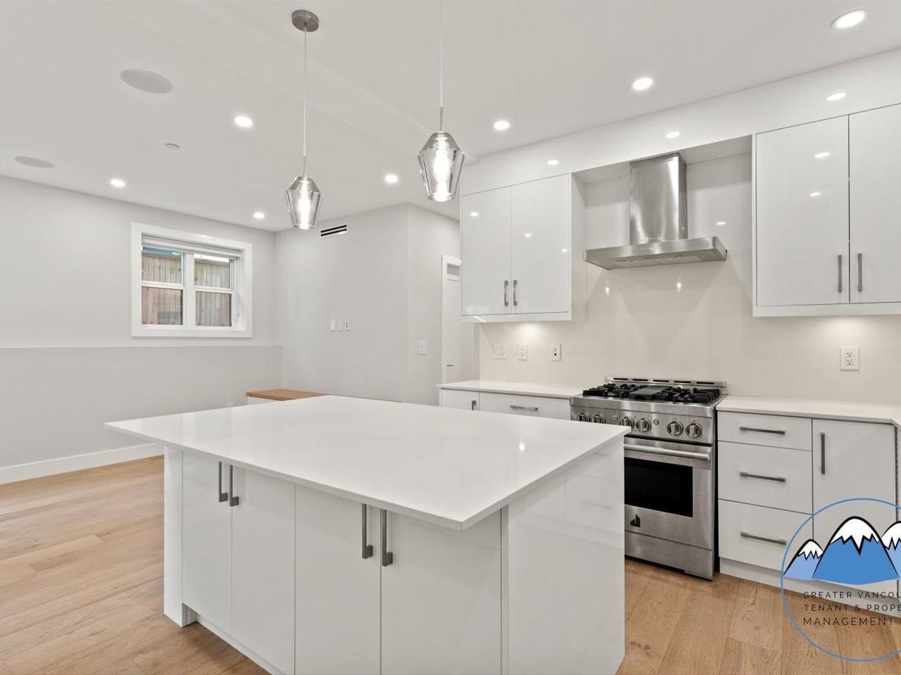 1762 14th Ave E - Photo 2 of 50